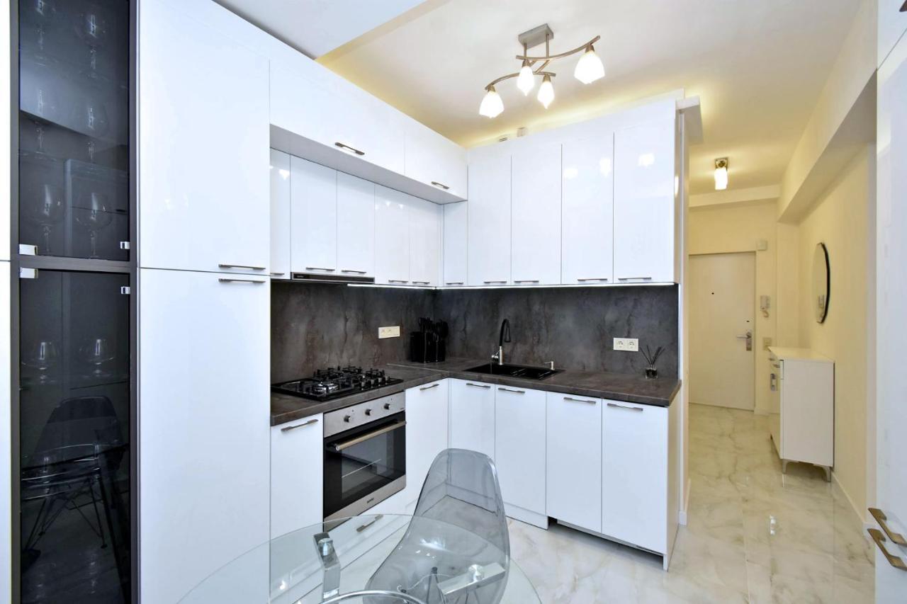 Apart House In Centr Koghbaci Strit Erivan Exterior foto