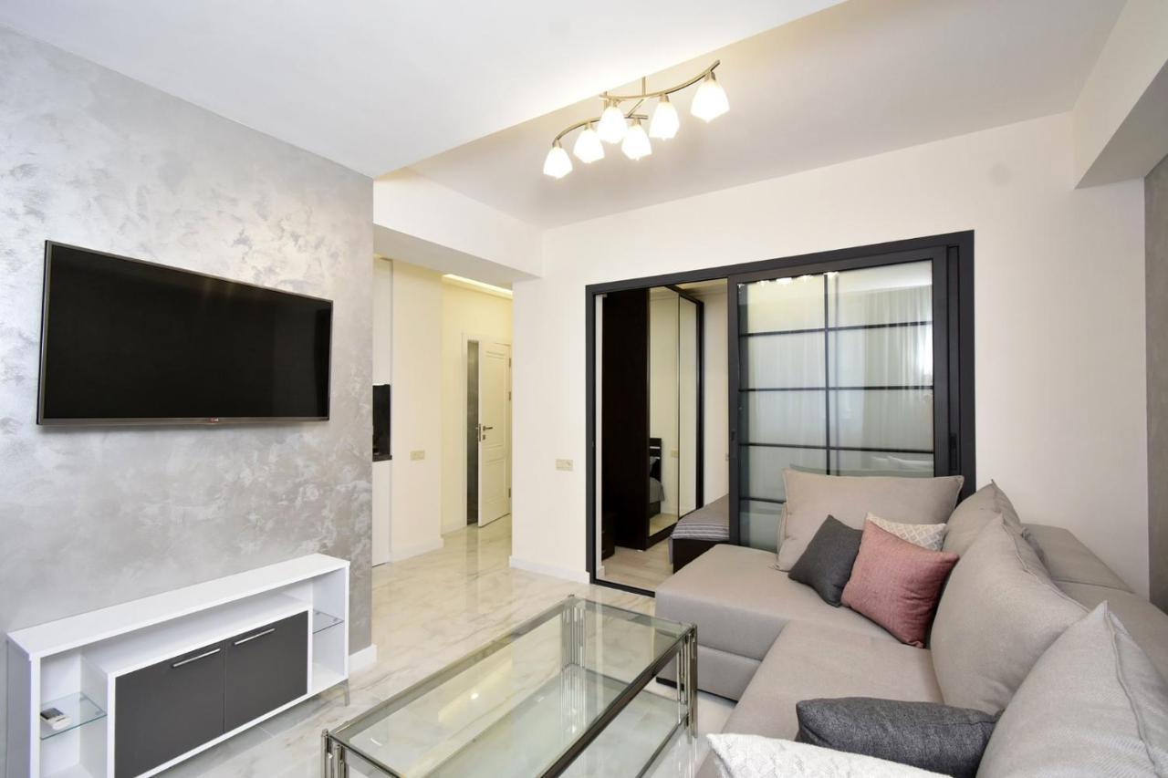 Apart House In Centr Koghbaci Strit Erivan Exterior foto