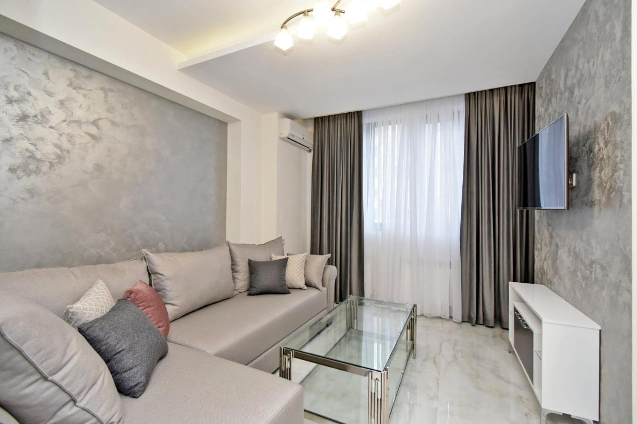 Apart House In Centr Koghbaci Strit Erivan Exterior foto