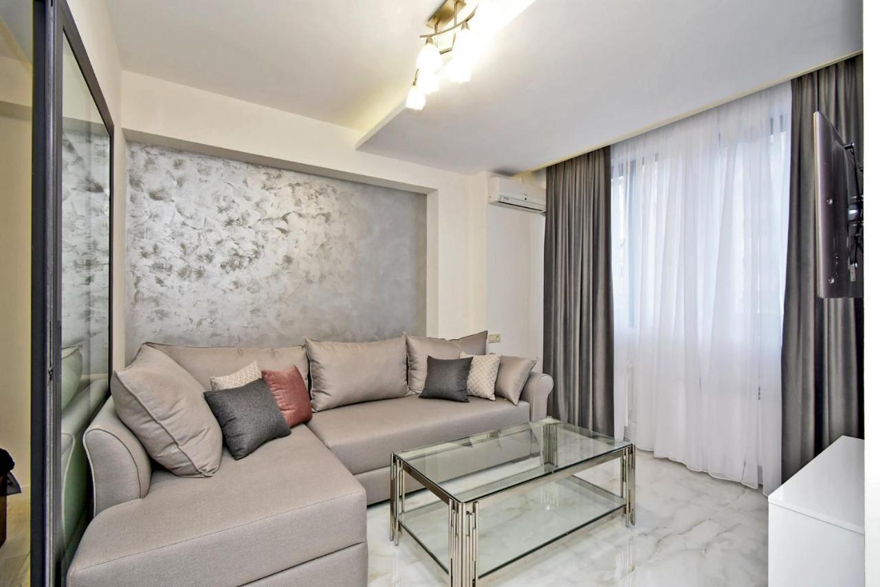 Apart House In Centr Koghbaci Strit Erivan Exterior foto